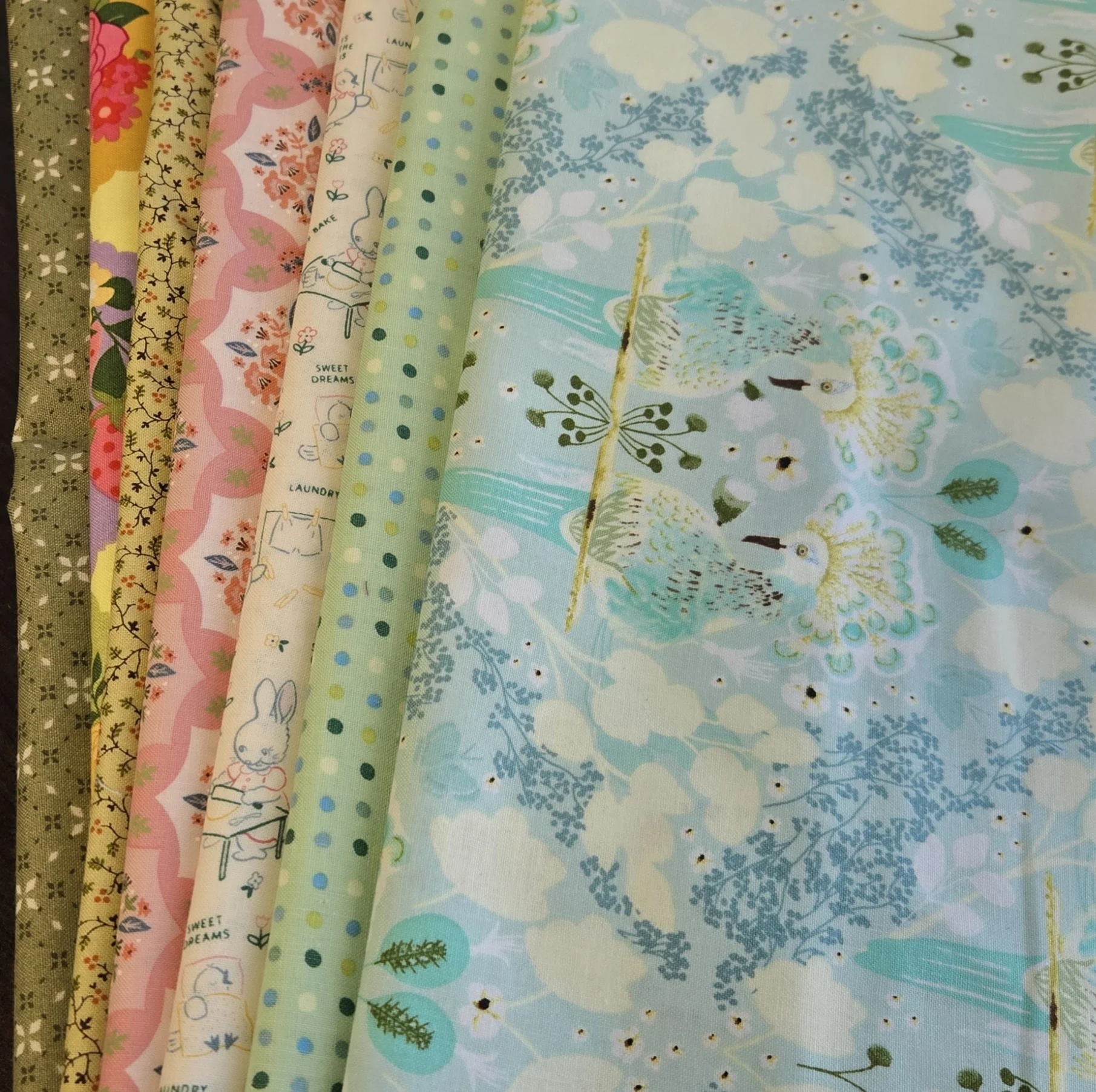 Matt's Mystery Bundles - 5.394 yards - Poppy Cotton #8 - Assorted Remnants